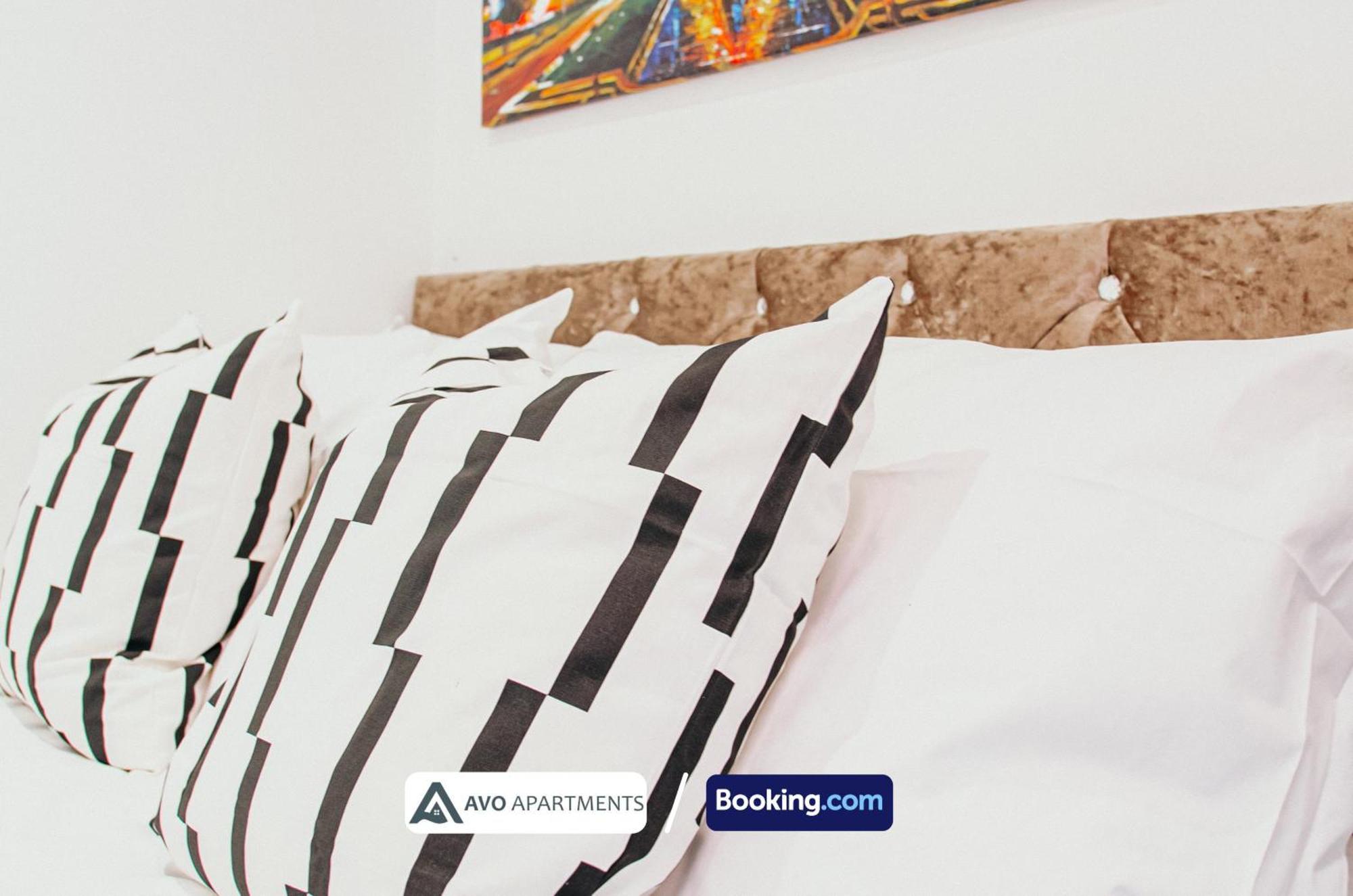 City Center Studio Apartments By Avo Apartments Sheffield Exteriör bild